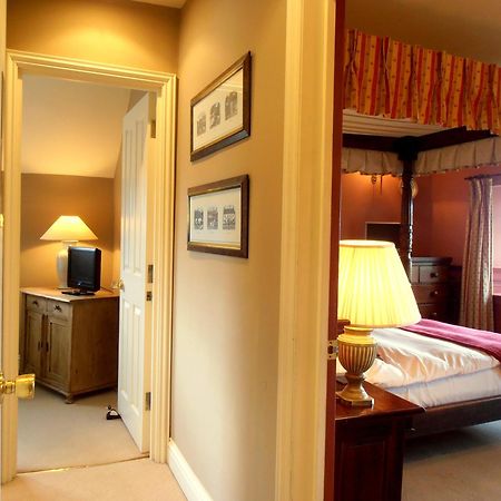 The Hunters Rest Inn Clutton Oda fotoğraf