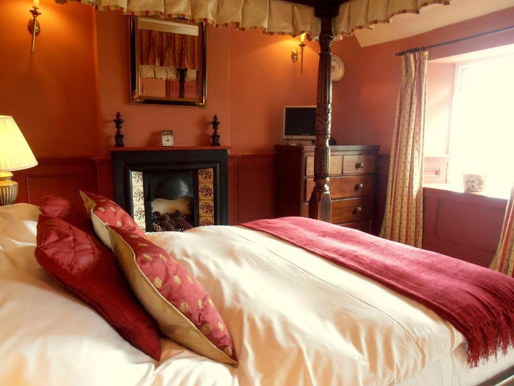 The Hunters Rest Inn Clutton Dış mekan fotoğraf